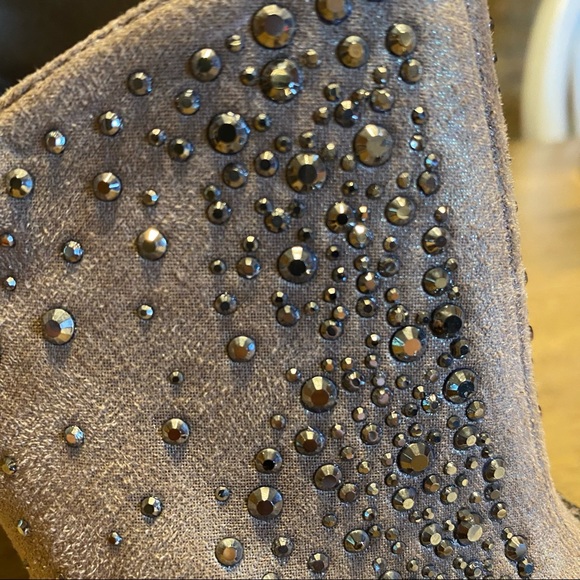 NWOT Jennifer Lopez heels - Picture 8 of 8